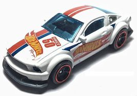 Hot Wheels - 2005 Ford Mustang: HW Race Team #1/5 (2017) *Kmart ...