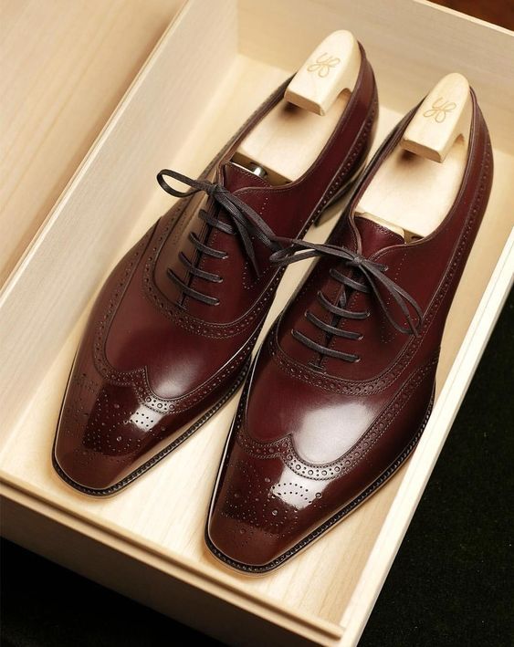 Oxford Wing Tip Medallion Toe Maroon Stylish Genuine Leather Handmade Men Shoes