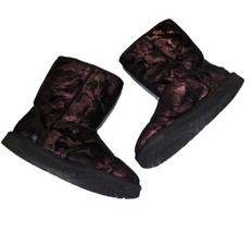 Ugg Classic Short Boots Metallic Camo Purple Black 1007581 Women's Size 8  - $57.87