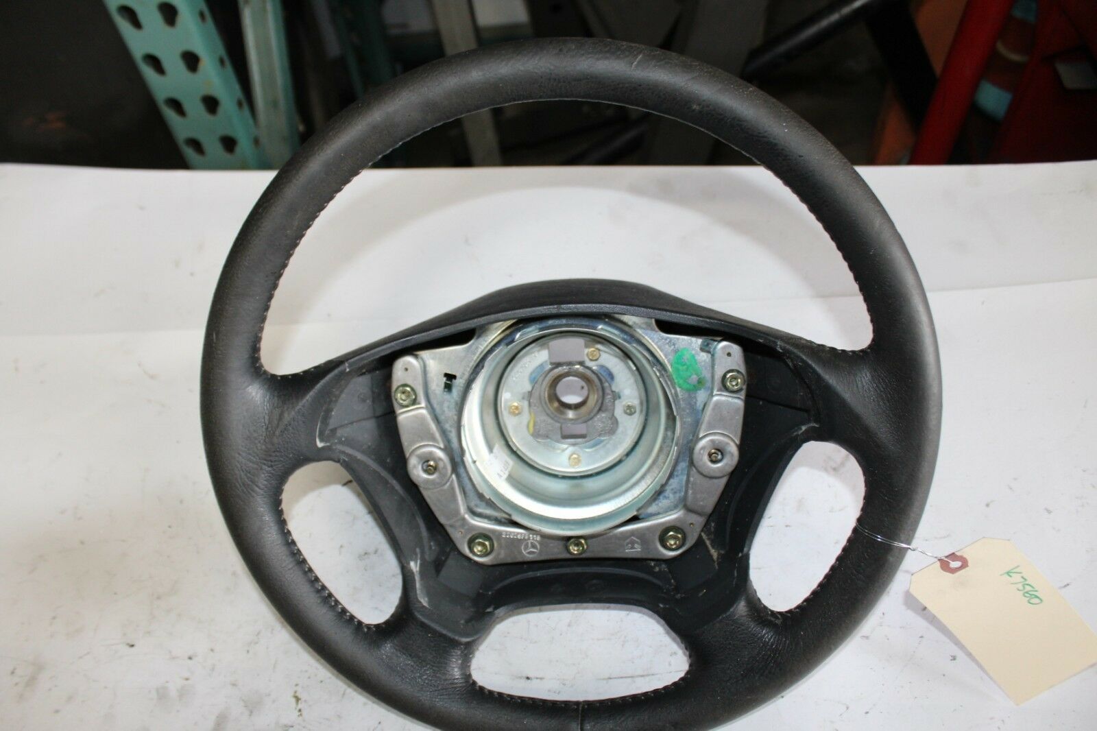 20022005 MERCEDES BENZ ML350 DRIVER STEERING WHEEL K7560 Car & Truck