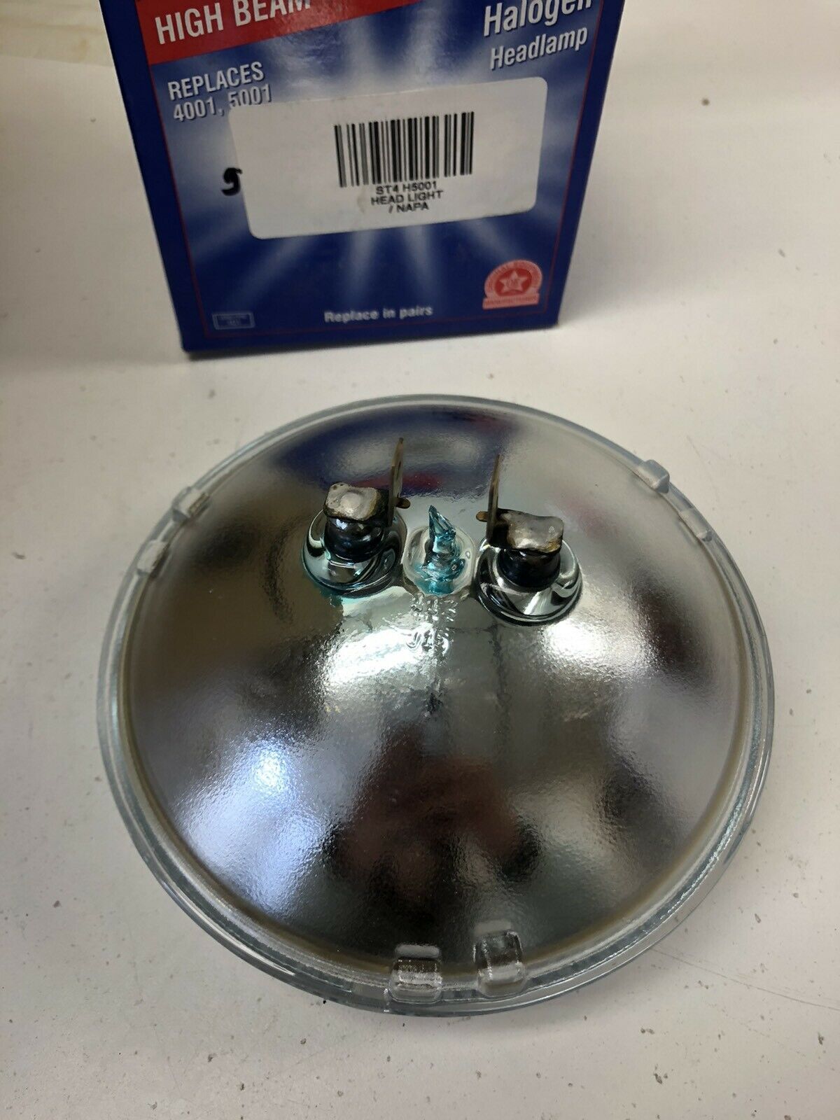 NAPA Halogen High Beam Sealed Beam Headlight H5001 Headlights