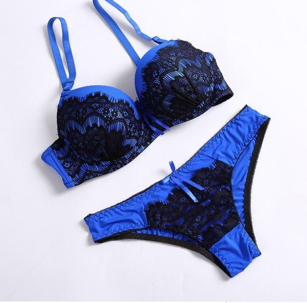 Sexy Lace Bra Sets High-End Bra Brief French Romantic G String Lingerie Push Up