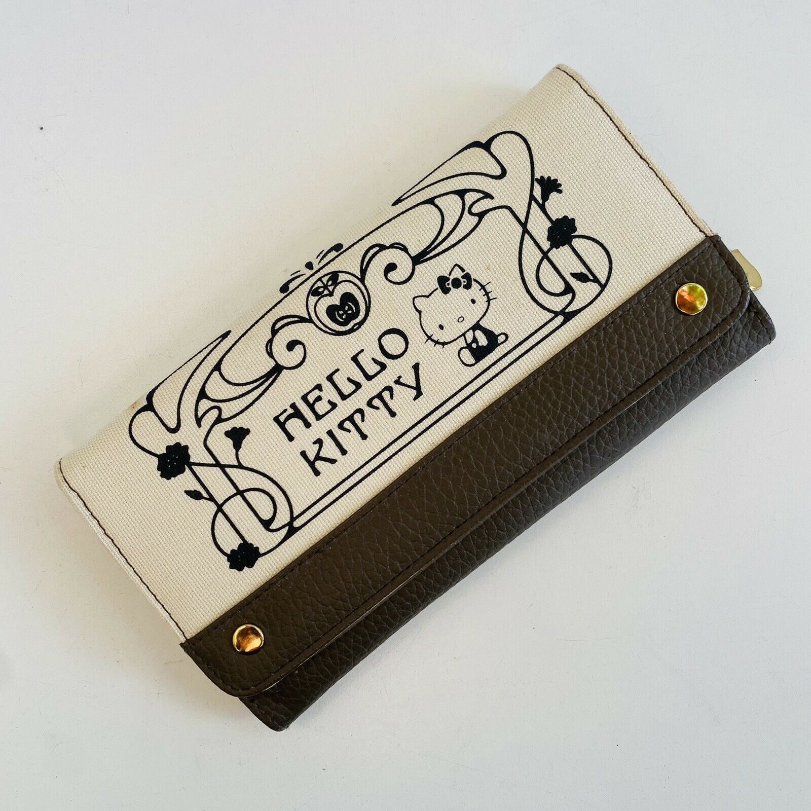 Primary image for Hello Kitty by Sanrio Brown/Tan Fabric Wallet