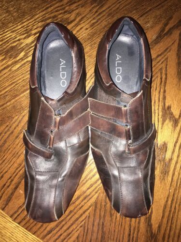 men's brown velcro fastening shoes
