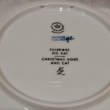 Royal Copenhagen China Plate, 1970, Cat with Christmas Rose, Blue and White image 3
