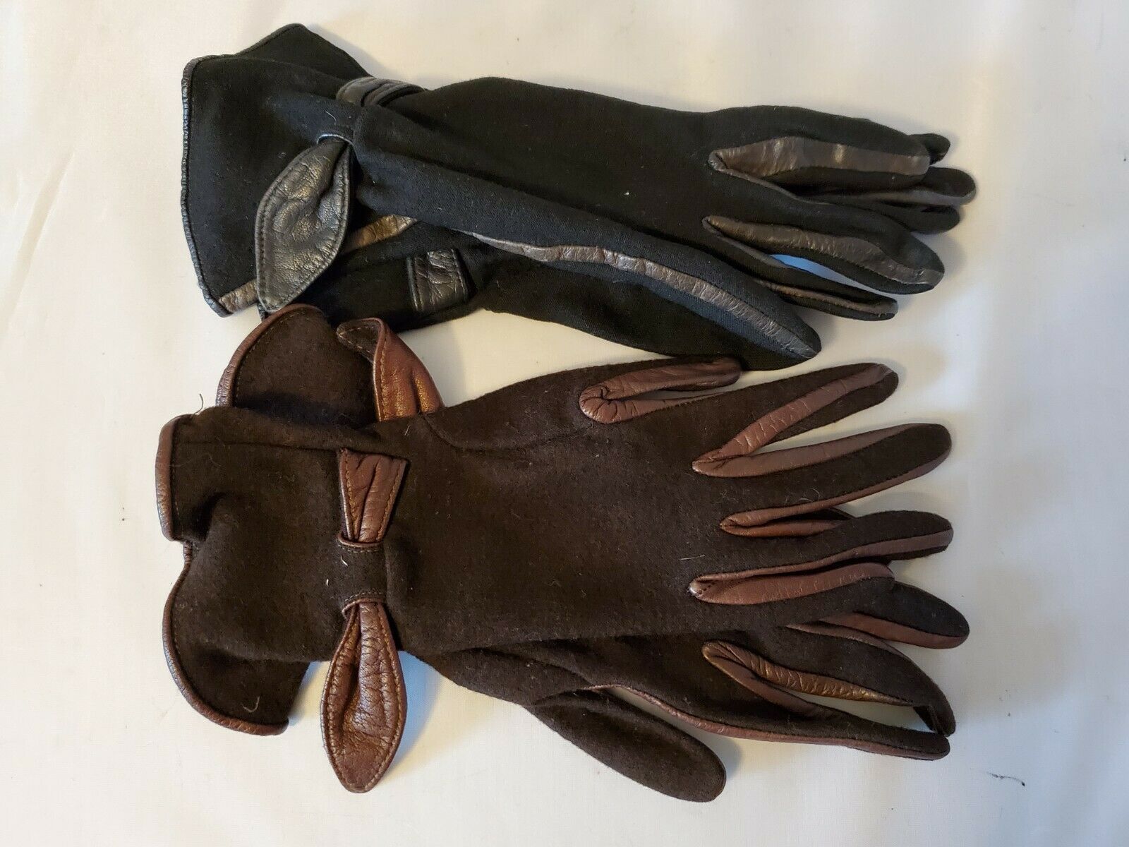 daniel hays gloves