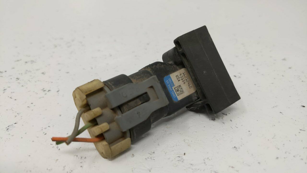 20042005 Gmc Envoy Xuv Mass Air Flow Meter Maf 57758 Sensors