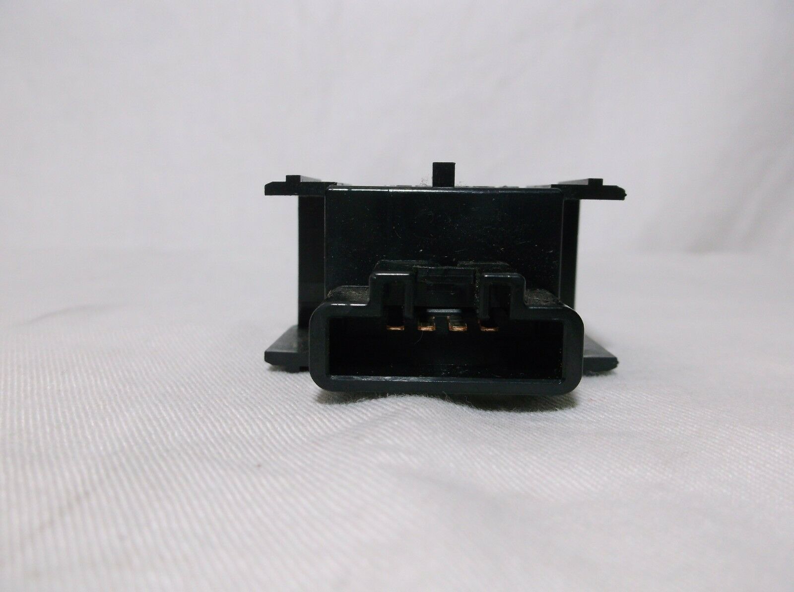 0308 TOYOTA COROLLA HAZARD/ WARNING/ FLASHERS LIGHTS SWITCH/ BUTTON