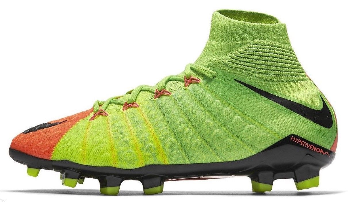 Nike Phantom Vision Pro DF Mens FG Football Boots, ￡89.00