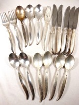 VTG Rogers Bros 1847 IS Flair Silver Plate lot of 17pc tea soup spoon fork knife - $41.18