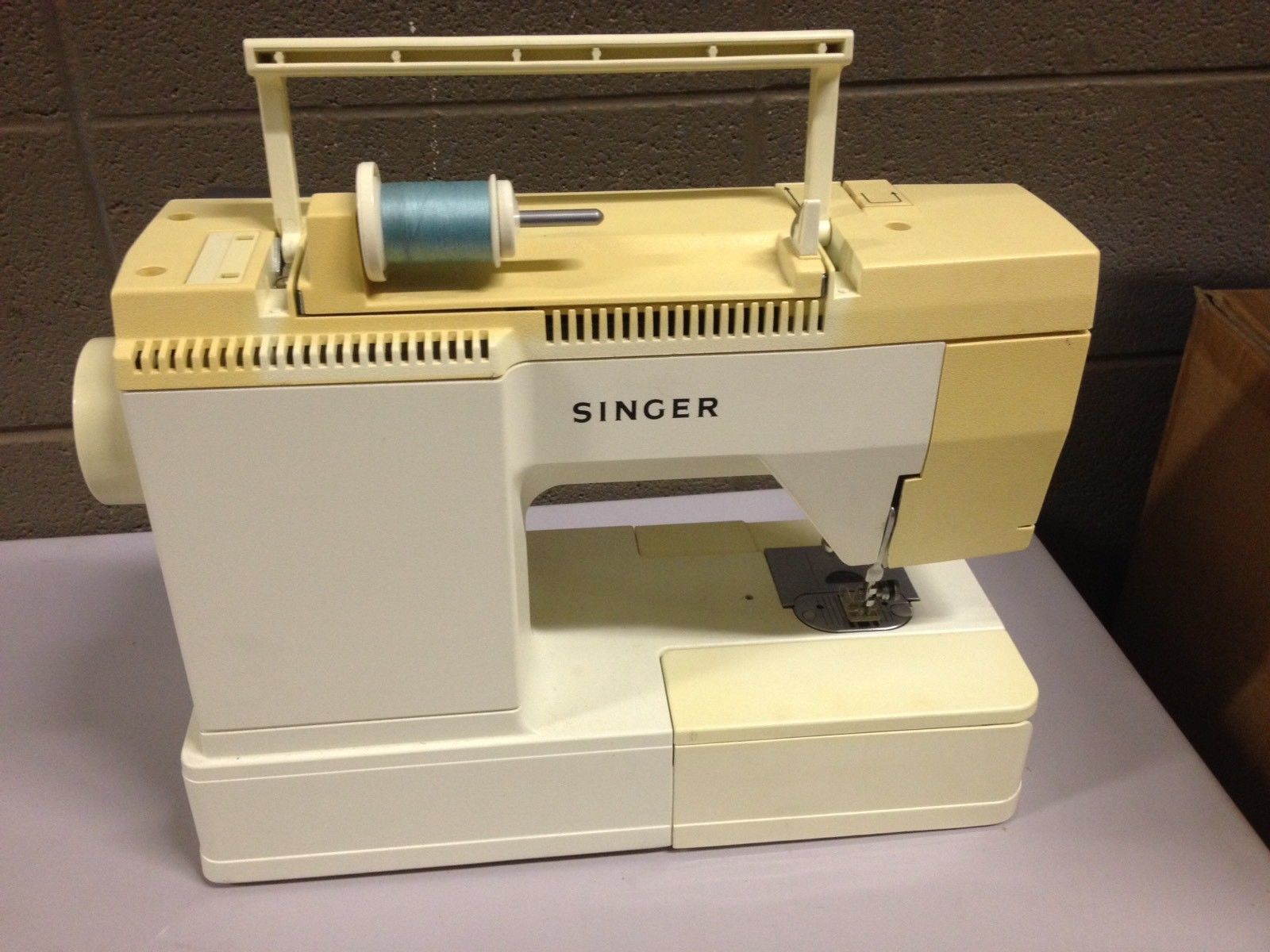 Singer model 6268 sewing machine Untested No Foot Pedal As Is Parts or