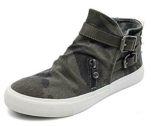 Like new women's chacos. Worn once by me! Size 9 | Womens chacos, Chacos, Chacos sandals