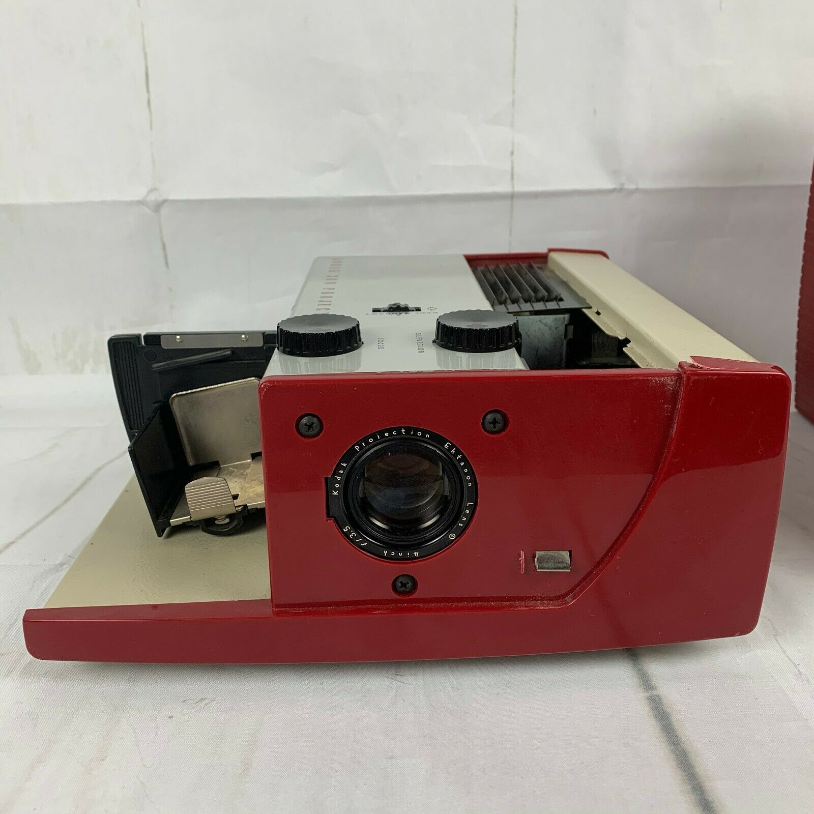 Old Kodak Slide Projector At Richard Hockenberry Blog