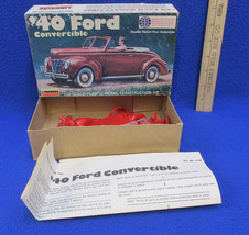 1940 Ford Convertible Plastic Model Kit 1/32 Lindberg 2120 Red Original Box - $12.86