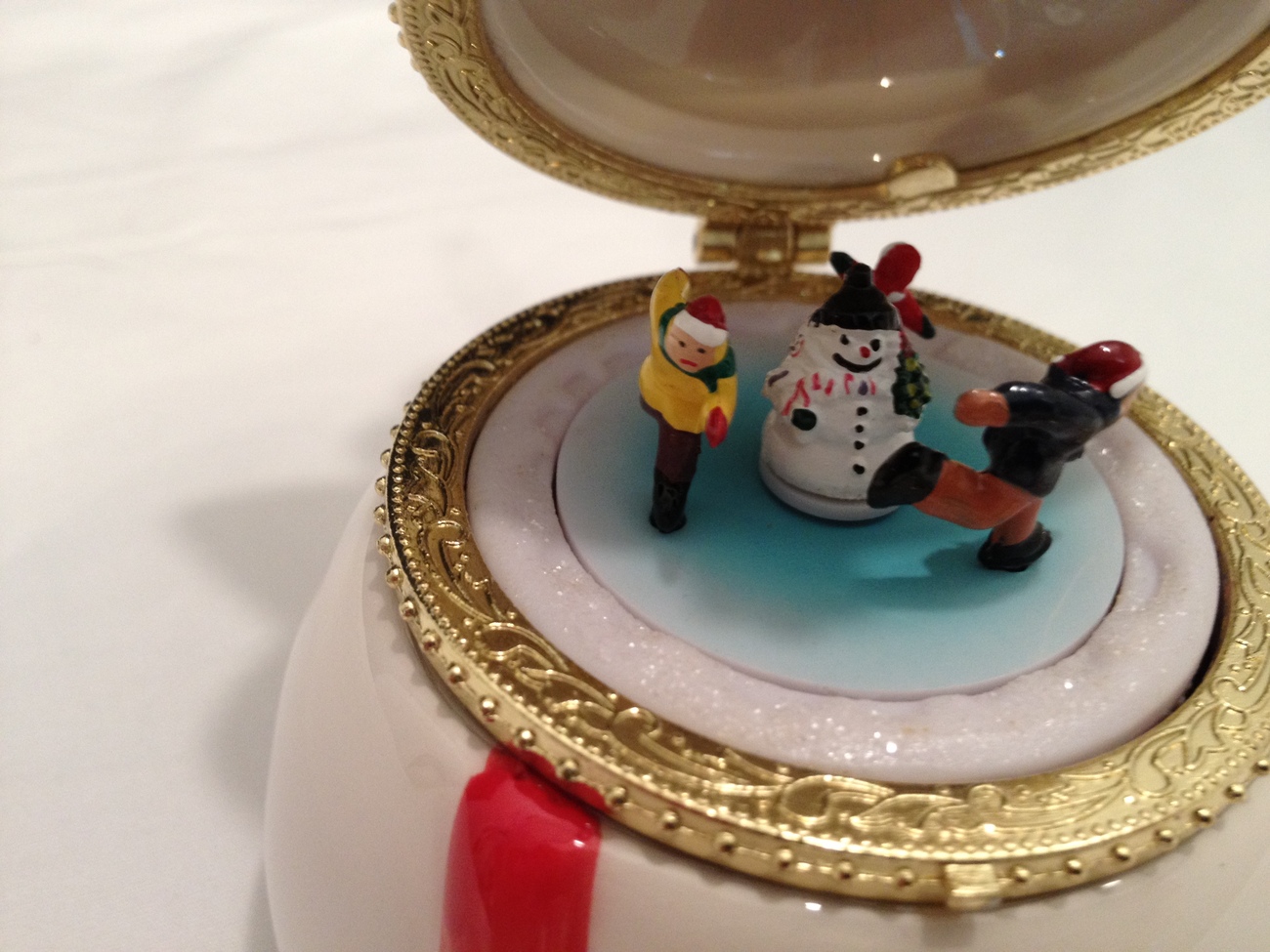 Mr. Christmas Porcelain Music Box Ornament Snowman Ornaments