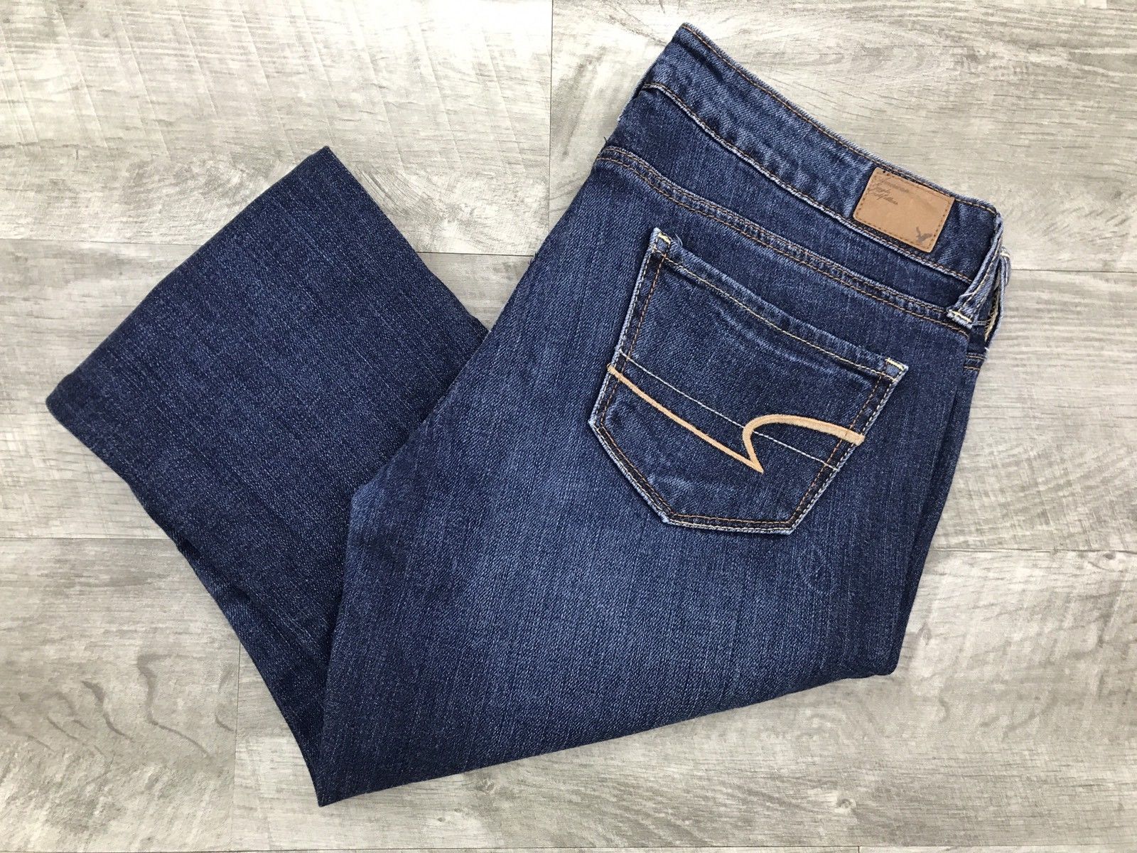 american eagle low rise jeans