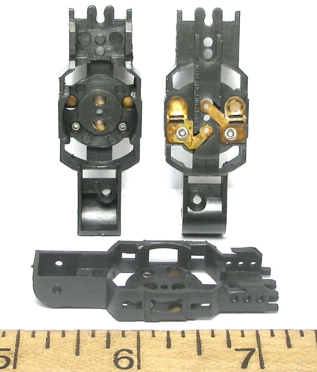 3pc Aurora AFX 3-Gear Non Magnatraction Slot Car CHASSIS SHELL ASY w/ Open Rivet 