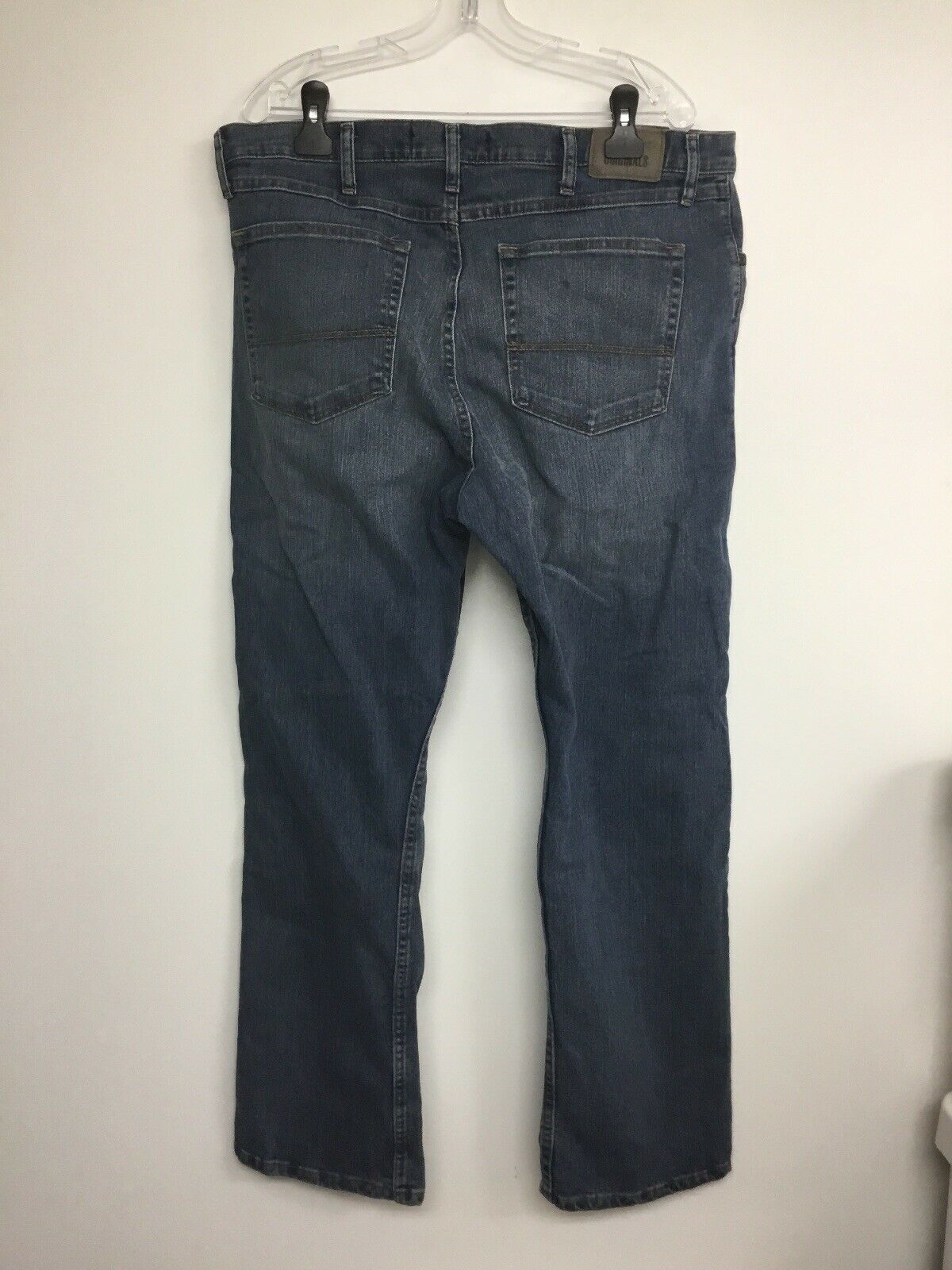 Men's Wrangler Originals Relaxed Boot Cut Blue Jeans Size 38x30. - Jeans