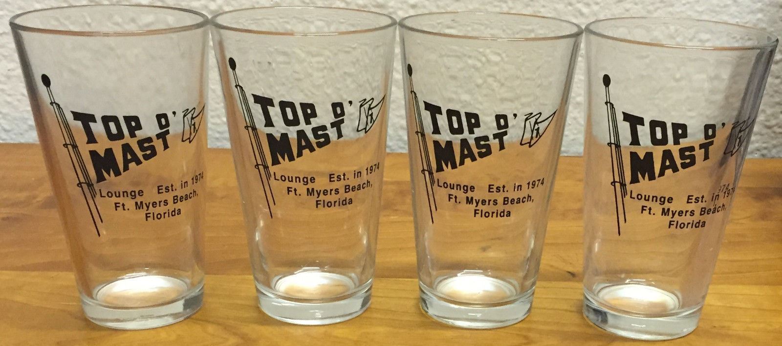 TOP O' MAST LOUNGE FT. MYERS BEACH FL SET OF 4 VINTAGE BEER GLASSES Other