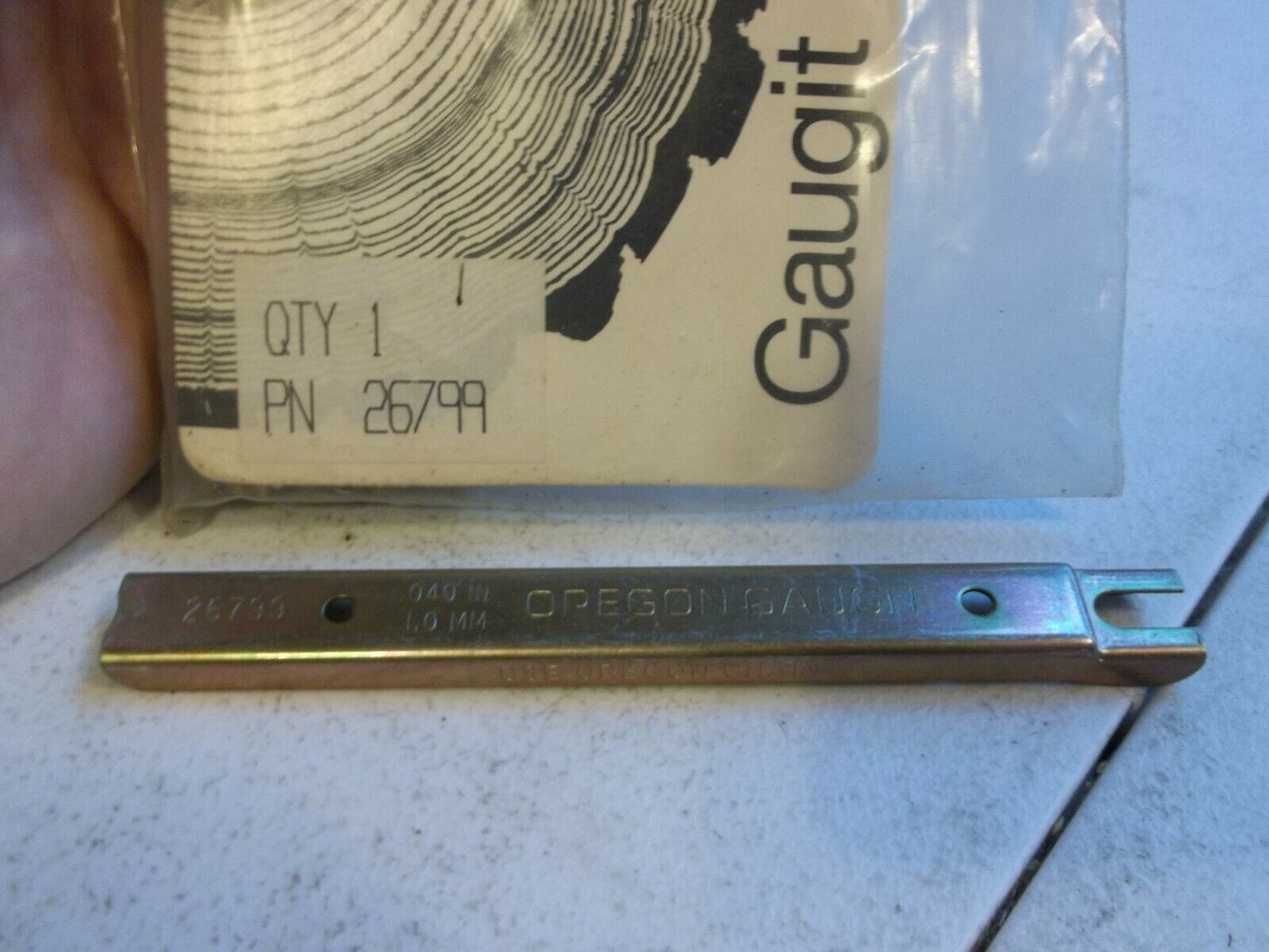 1 OREGON 26799 Gaugit .040" single raker saw chain depth gauge end drop