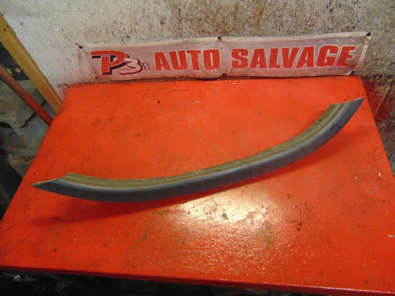 00 01 04 03 02 Nissan Xterra oem right front fender flare flair trim