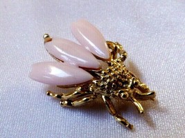 Vintage Small Pink Lucite Fly  Bug Pin Brooch - $14.85