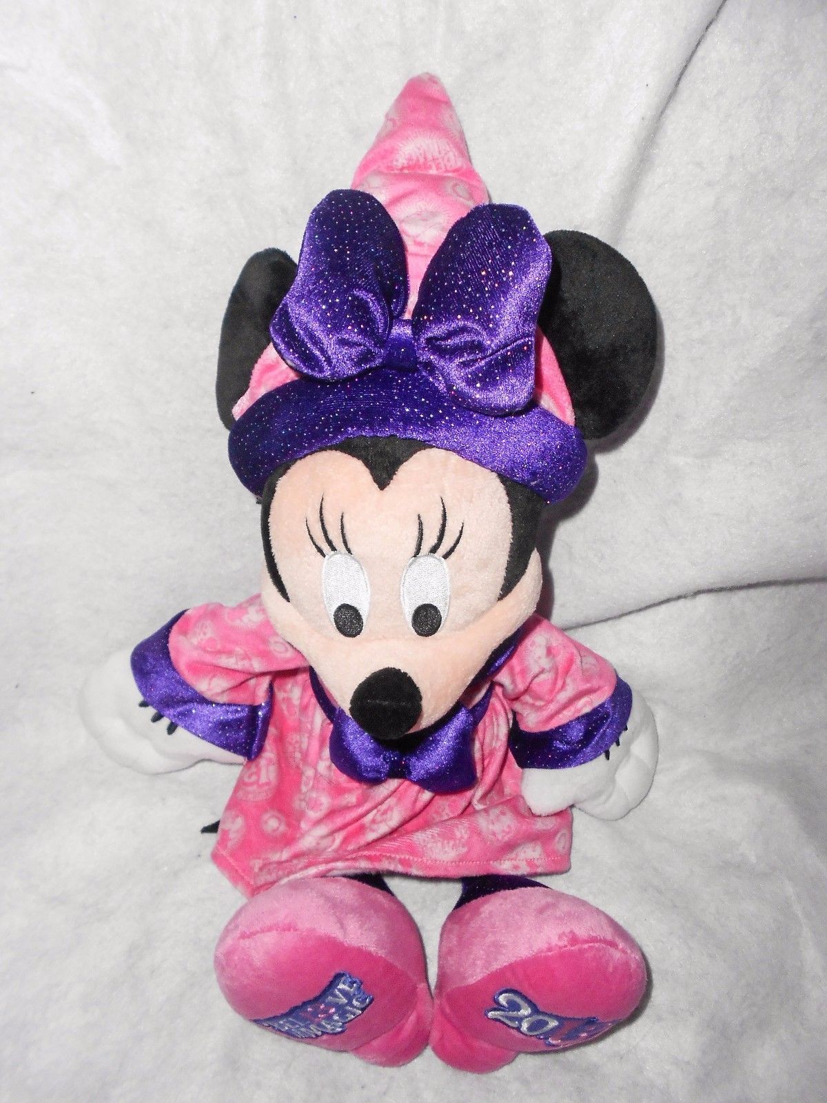 disney minnie mouse stuffed animal