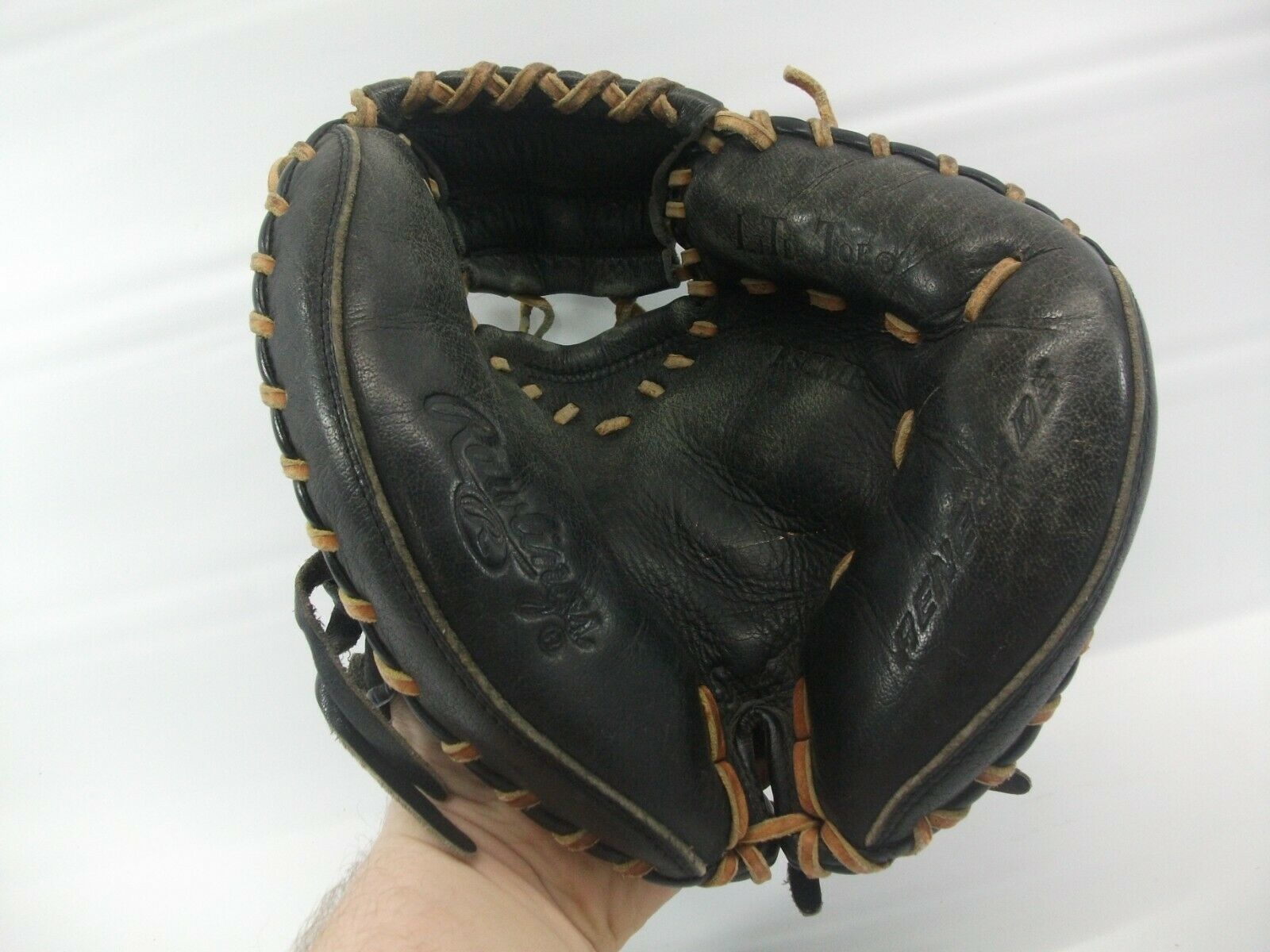 rawlings catchers mitt black