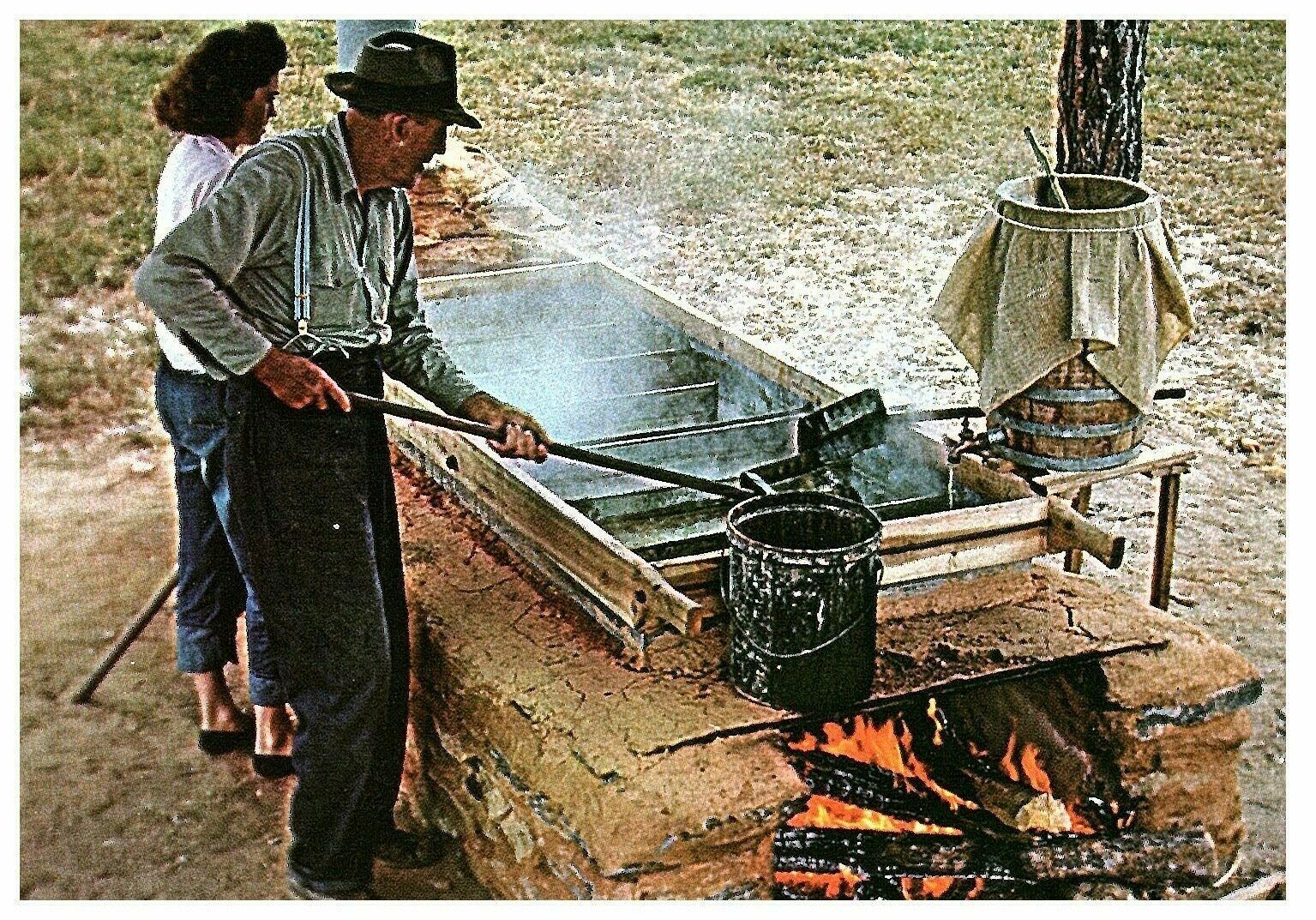 & Molasses Making Demo Great Smoky Mountains TN 46296 Non