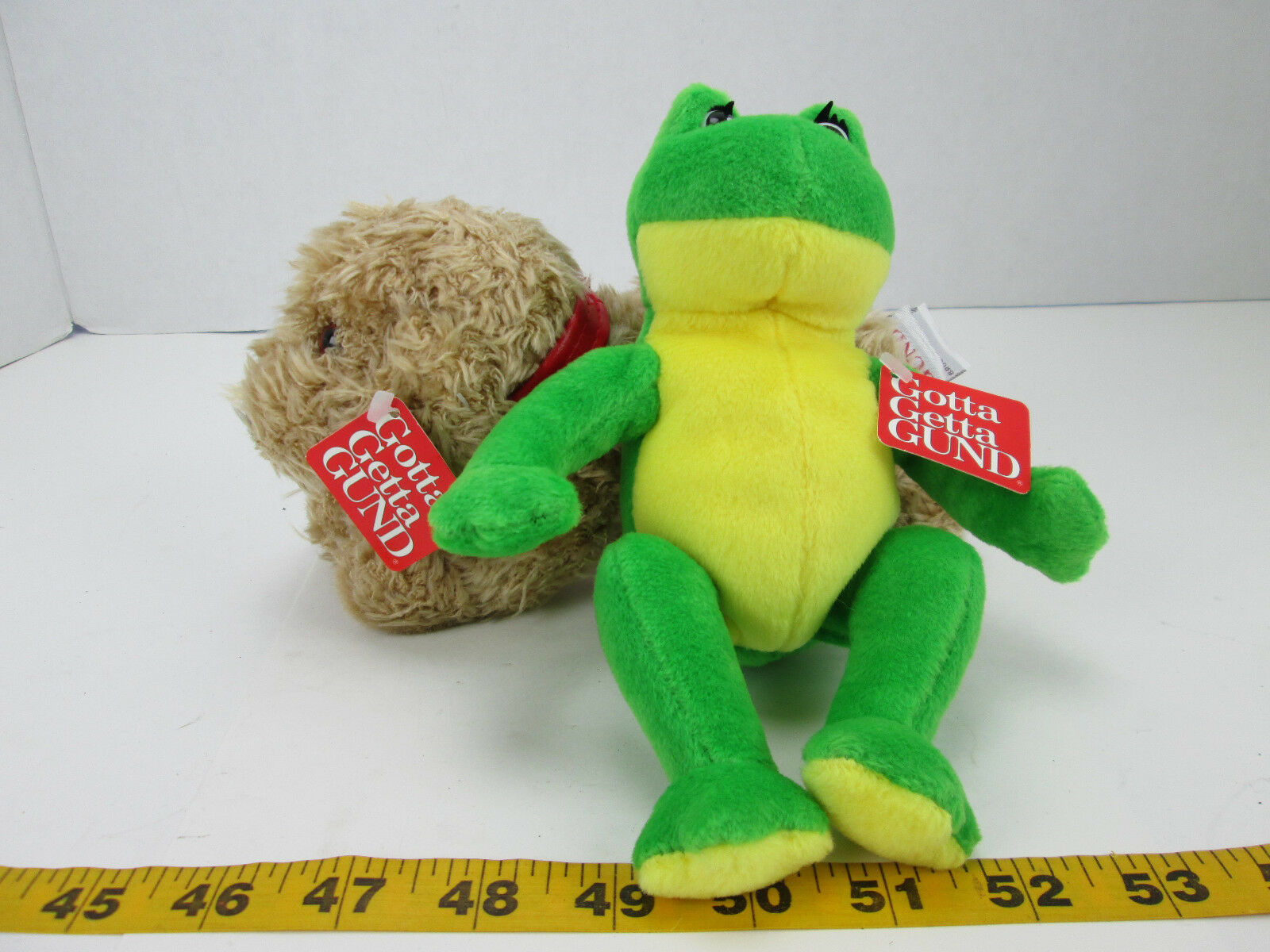 New Gotta Getta Gund Flash Frog and Barkey Dog Stuffed Animal Plush