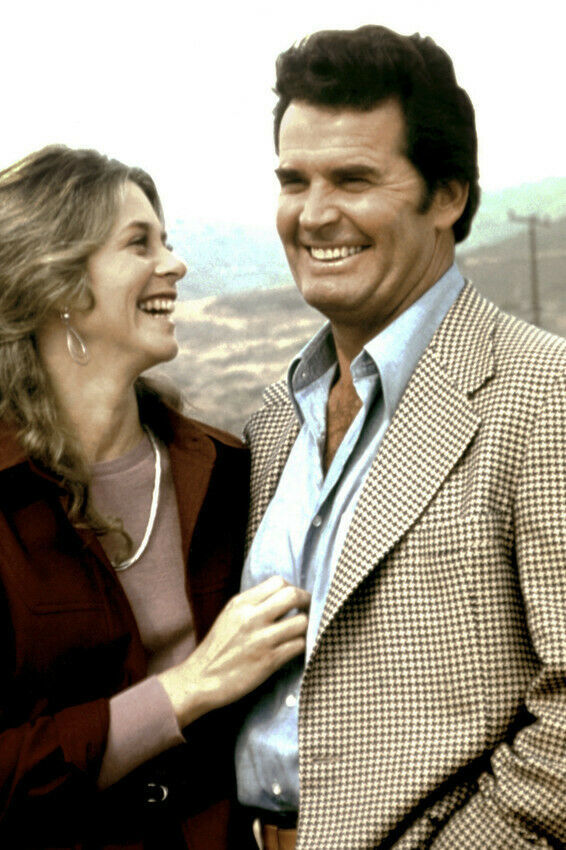 The Rockford Files James Garner Lindsay Wagner from 1974 pilot 11x17