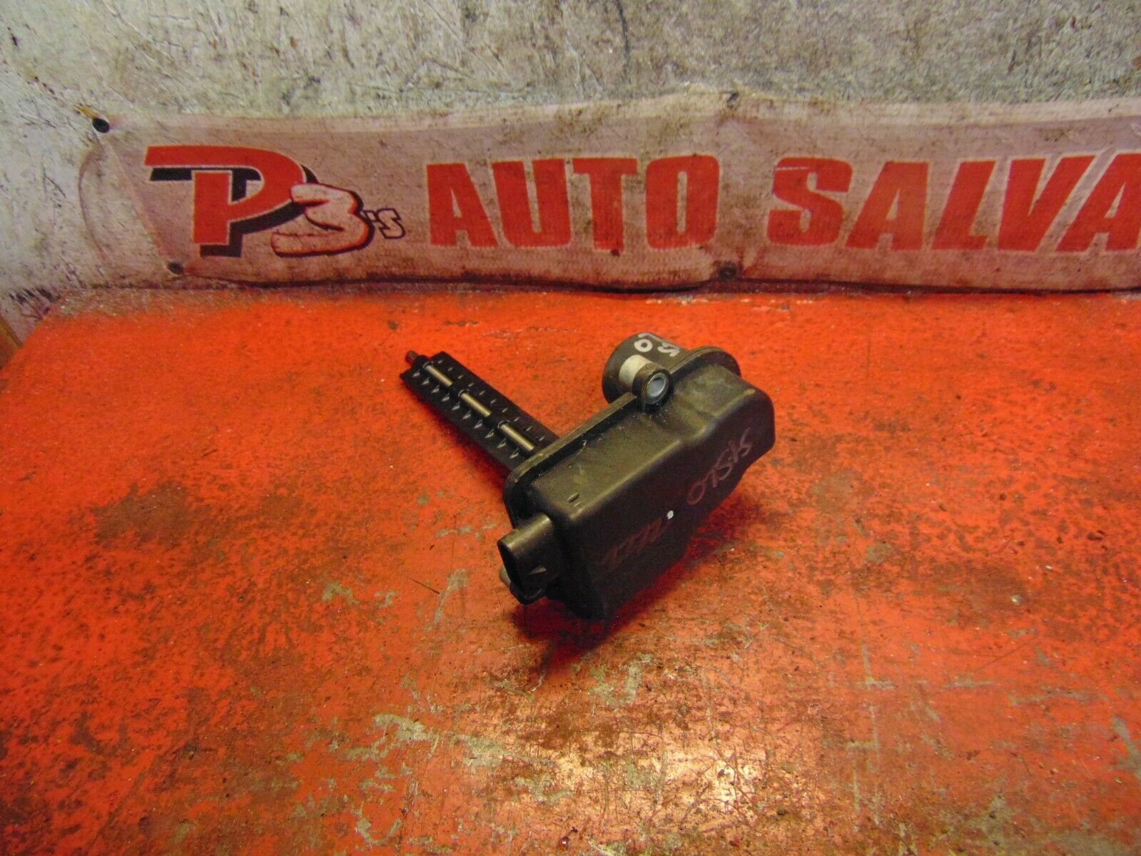 05 06 07 Cadillac STS 3.6 intake manifold air runner butterfly control