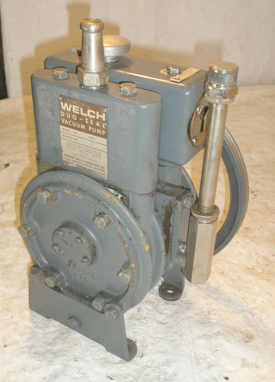 Welch DuoSeal Model 1405 Vacuum Pump No Motor Other Pumps