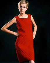 Twiggy iconic 1960's fashion model pose in red dress 16x20 Canvas Giclee - $69.99