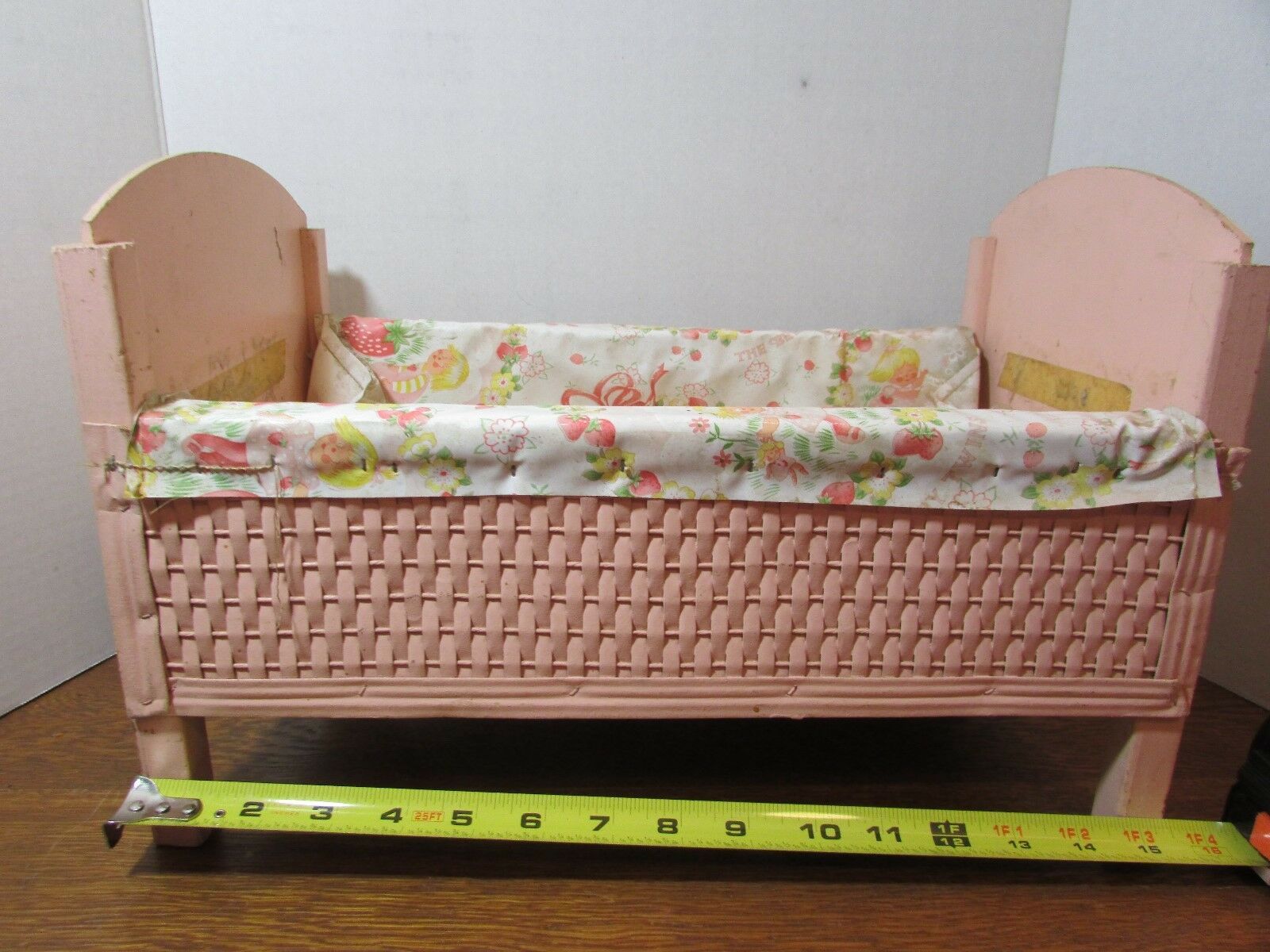 Vintage PINK Wooden Rocking Baby Doll Bed Cradle Crib Rocker 15x8x9 W/LINING Vintage (Pre1970)