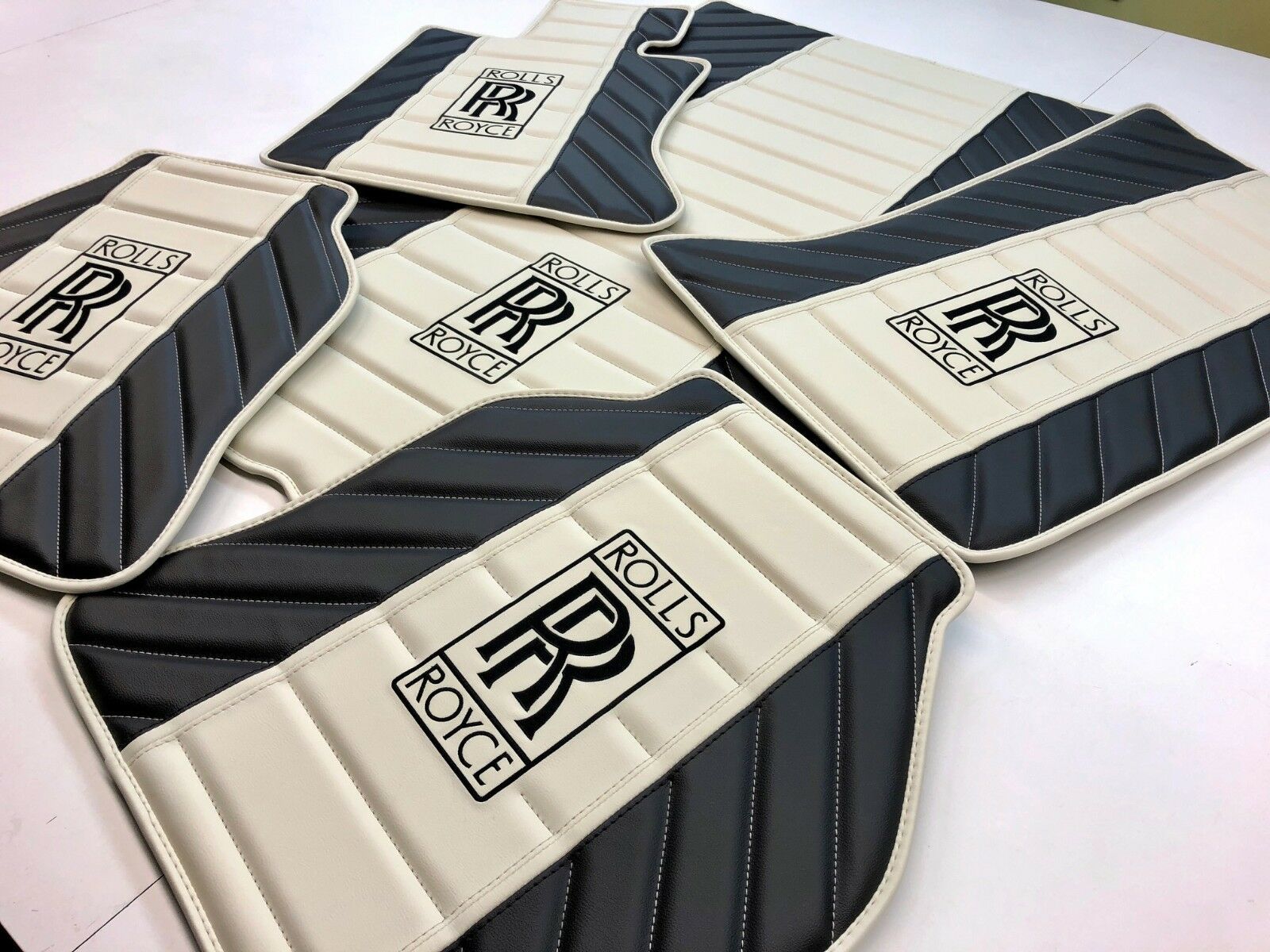 ROLLS ROYCE WRAITH, PHANTOM, GHOST AUTO LEATHER FLOOR MATS 2014 2015