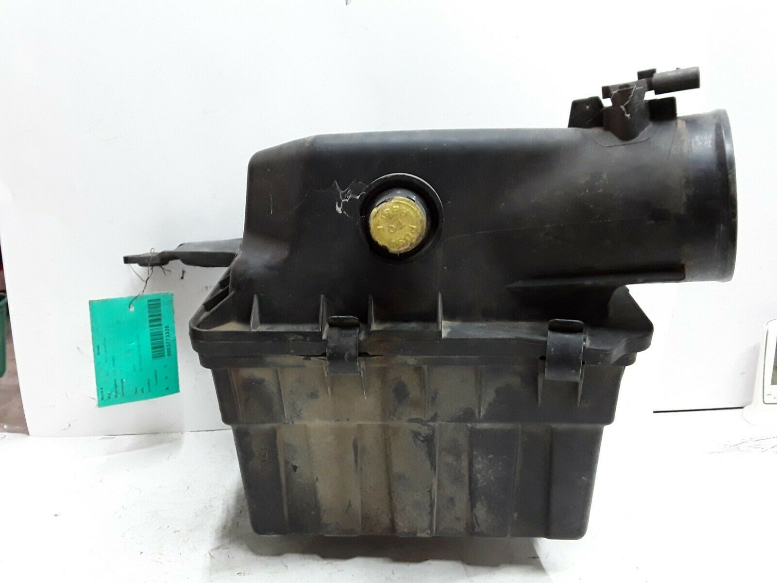 03 04 05 06 07 Dodge Ram 2500 3500 5.9 L diesel air cleaner box OEM