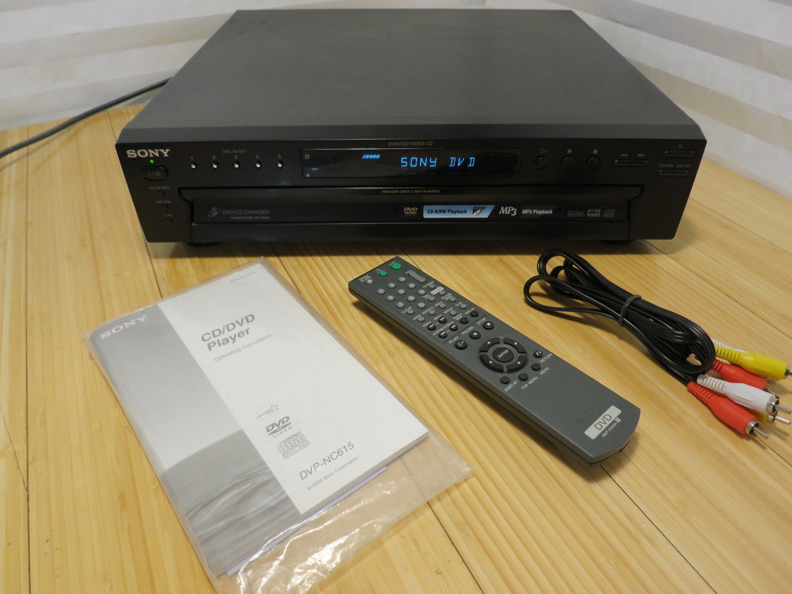 Sony DVPNC615 5 Disc Changer DVD CD MP3 Carousel Player With Remote