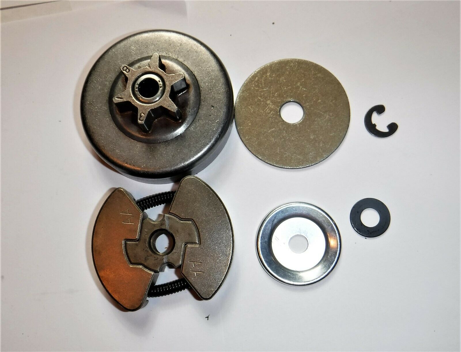NEW OEM POULAN PRO PR4218 CHAINSAW TOP ENGINE CYLINDER COVER 
