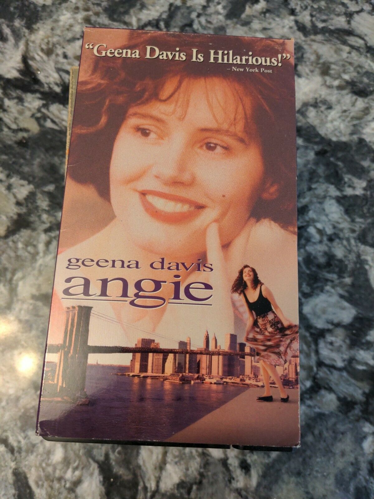 Angie (VHS, 1994) Geena Davis James Gandolfini Aida Turturro VHS Tapes