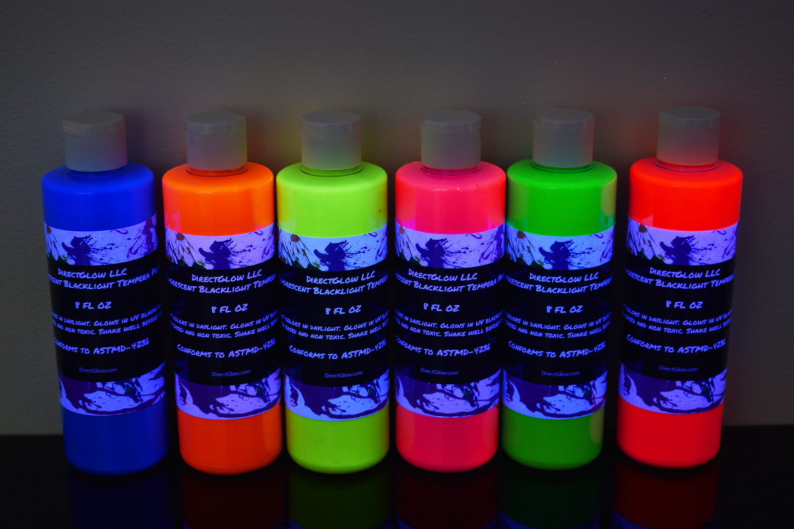 Люминесцентная краска. Blacklight краска. Акриловая\ краска Army Painter Air Fluorescent. Светящаяся краска для кожи. Люминесцентная краска для кожи.