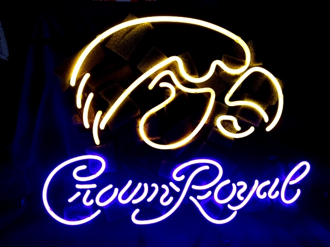 NCAA Iowa Hawkeyes Crown Royal Beer Bar Neon Light Sign 18
