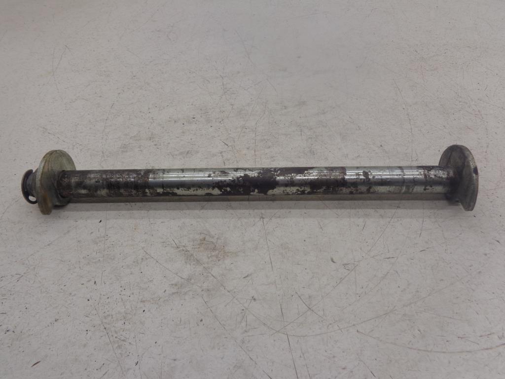 0817 Harley Davidson VRod VROD Night Rod Special Muscle REAR AXLE