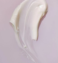 Retinol by Robanda Daily Renewal Cream, Weightless Day Cream Powered by Retinol image 3