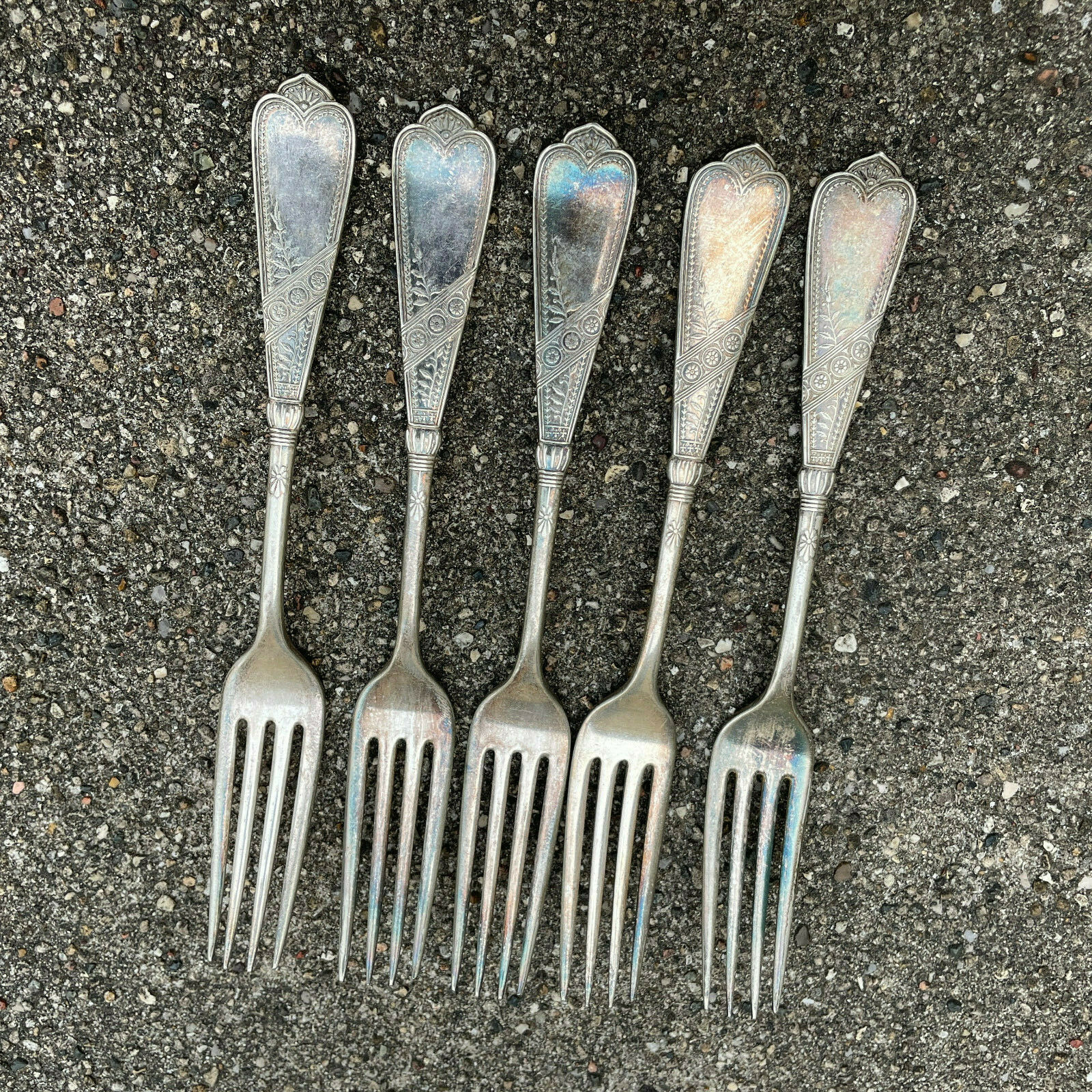SET of 5 Aesthetic Chicago Newport Silverplate Dinner Forks 1847 Rogers Bros - $43.62