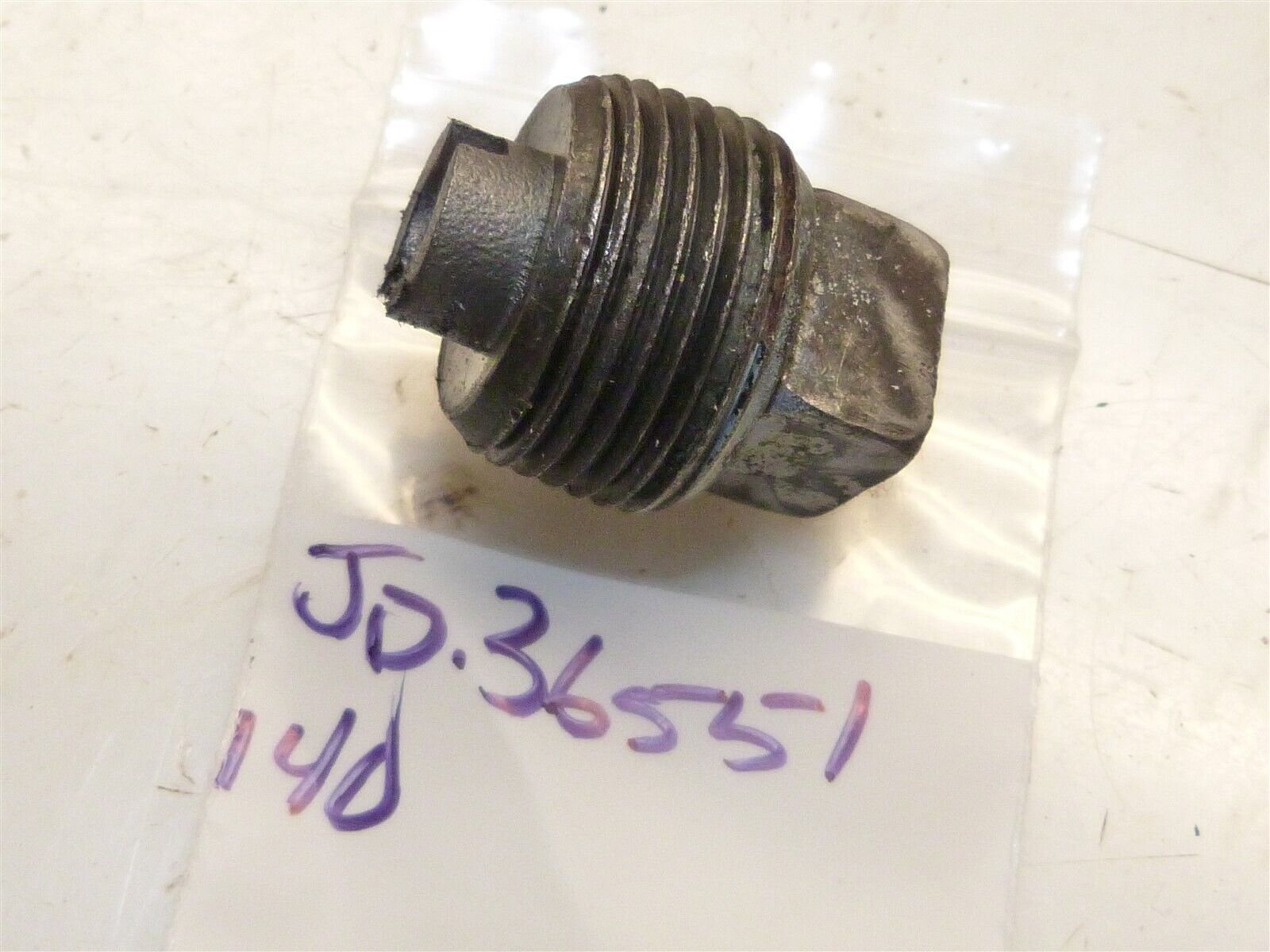 1969 John Deere Patio 120 140 H1 Tractor Transmission Oil Drain Plug Lawn Mower Parts