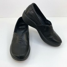 Women's Dansko Black Leather Slip on Shoes Size 36 - $47.32
