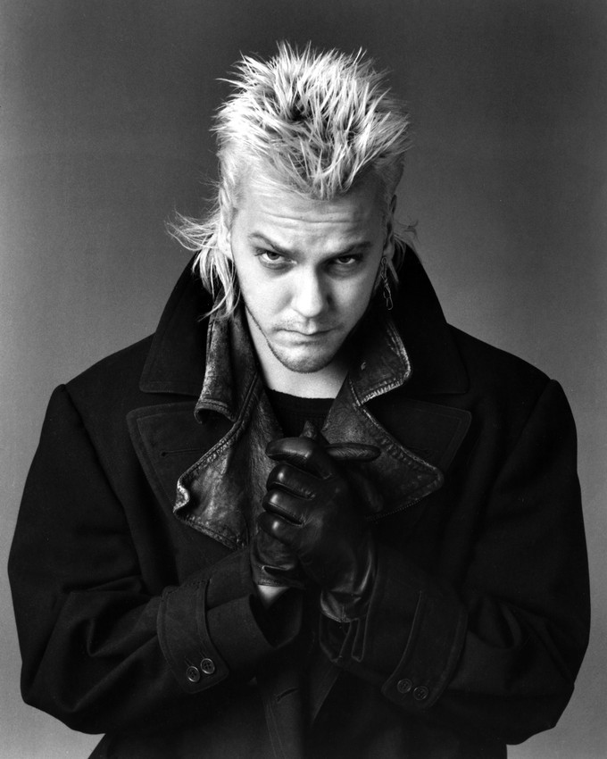 Kiefer Sutherland 8x10 Photo The Lost Boys - Photographs