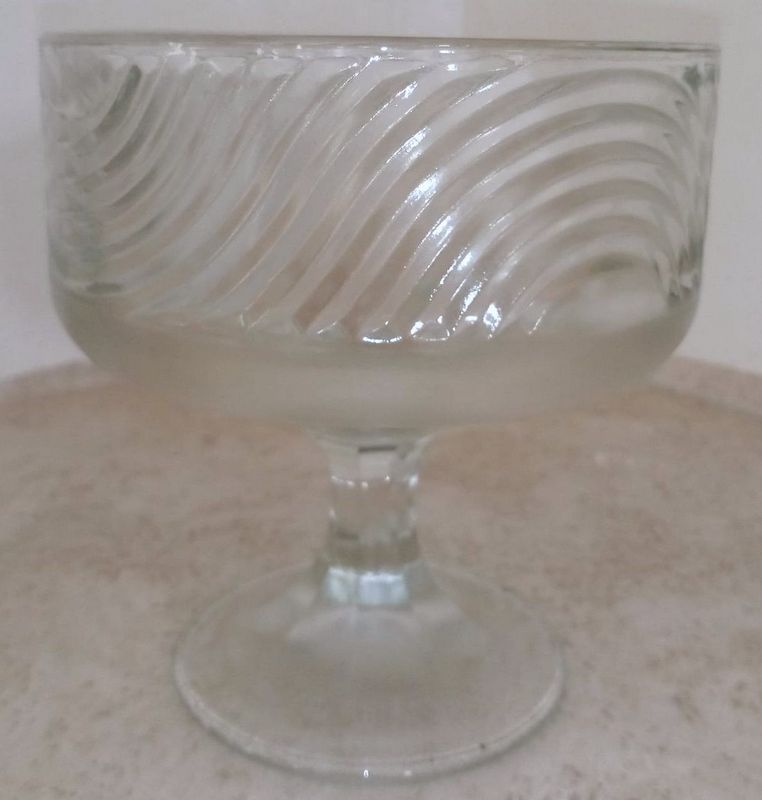 Vintage Glass E.O. BRODY CO. Cleveland #138 Pedestal Clear Compote Bowl   - $8.00