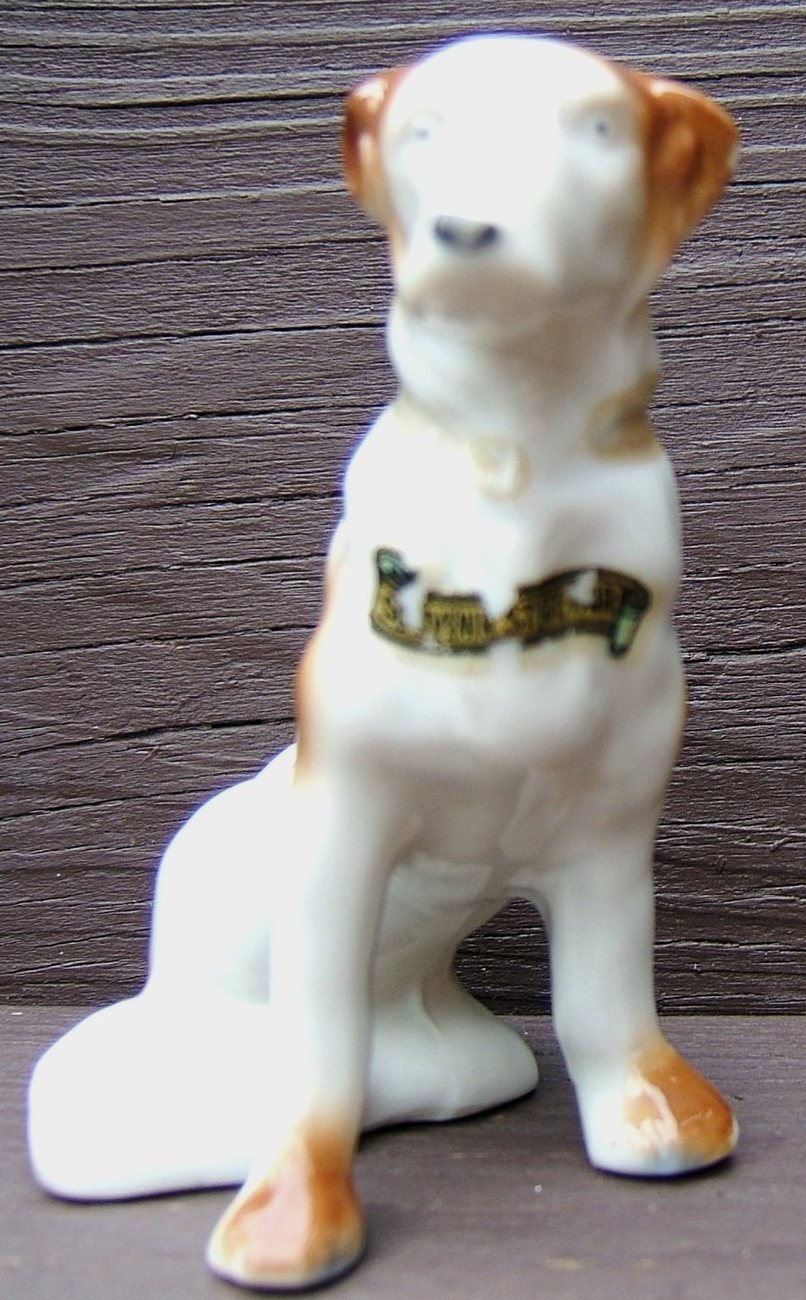 greyhound porcelain figurine